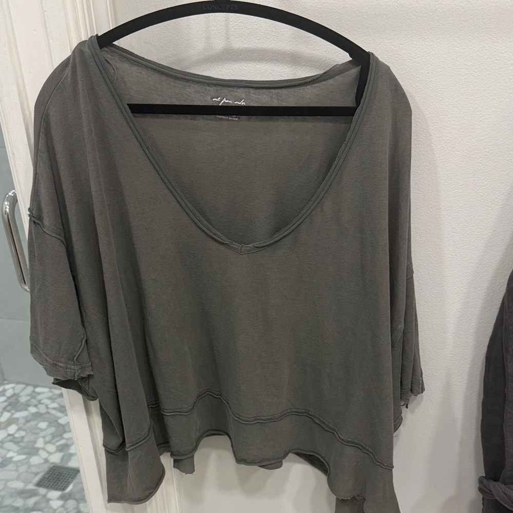 Urban Outfitters Charcoal Short Sleeve Tee